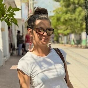 Meet your Posher, Melissa